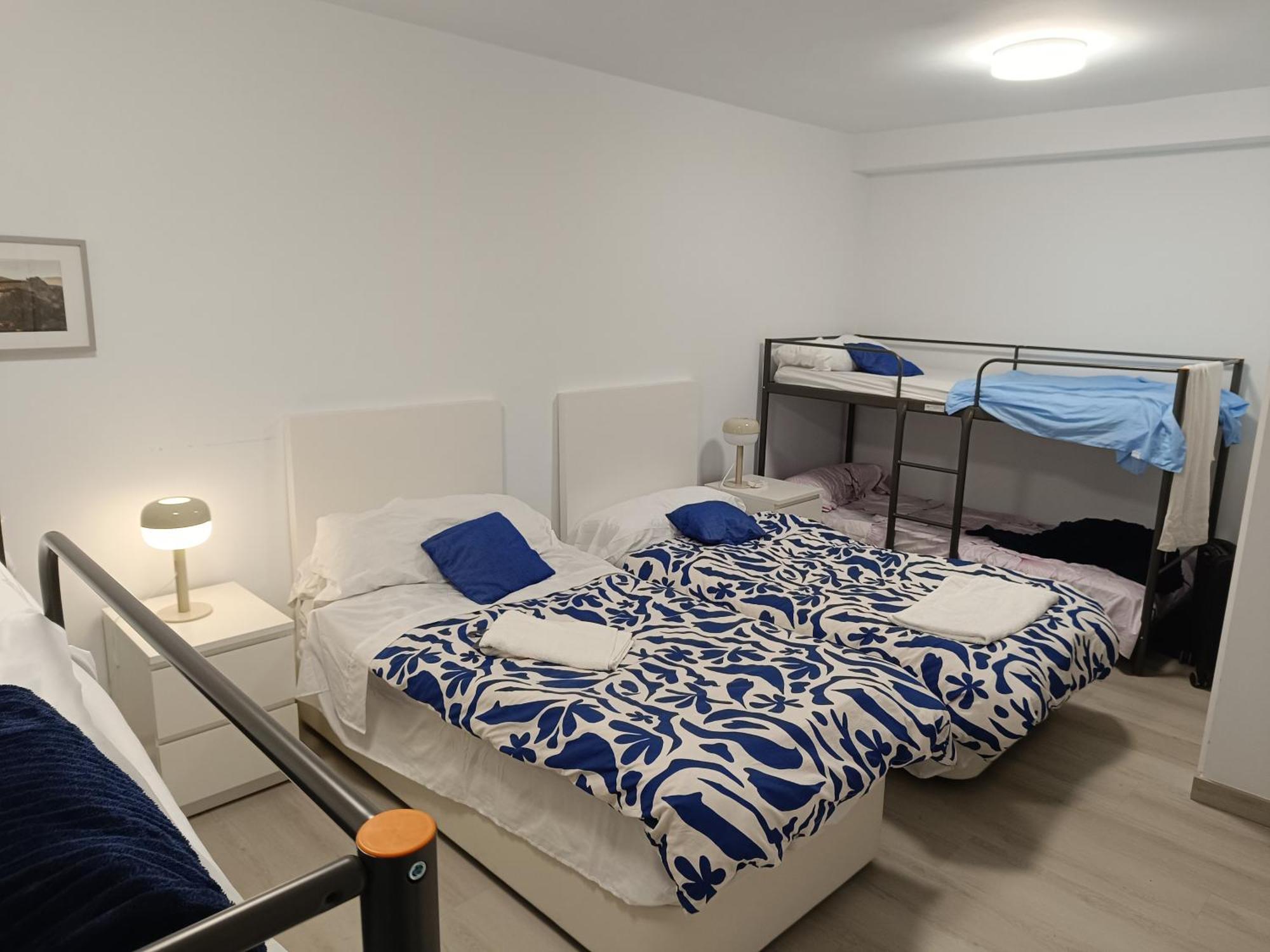 2-Centro Hab Compartida Masculina 8X Bed & Breakfast Madrid Ngoại thất bức ảnh